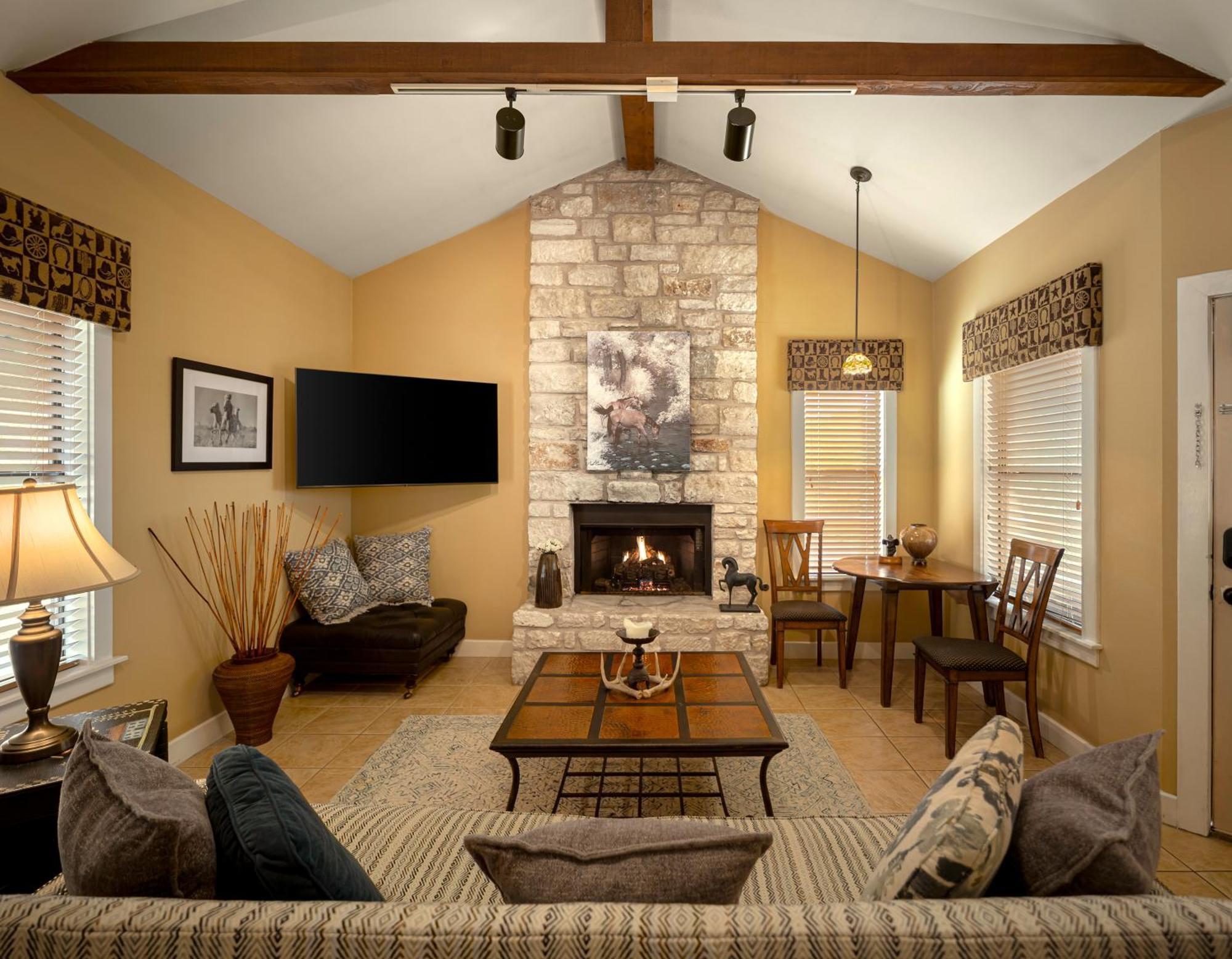 Blair House Inn And Spa Wimberley Habitación foto
